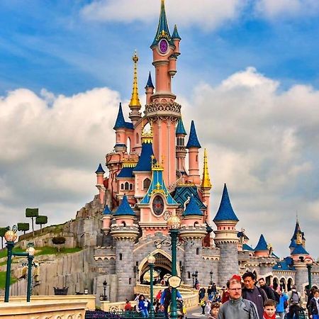 Studio Proche Disneyland Paris Marne-la-Vallée Exteriör bild